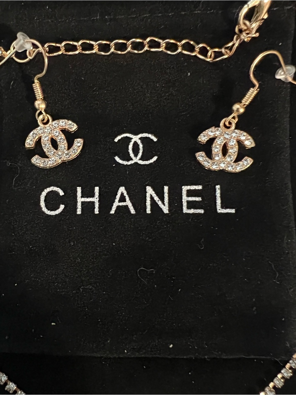 CHANEL Gold and Clear Crystal CC Pendant Necklace with Dangle Earrings - Picture 8 of 12